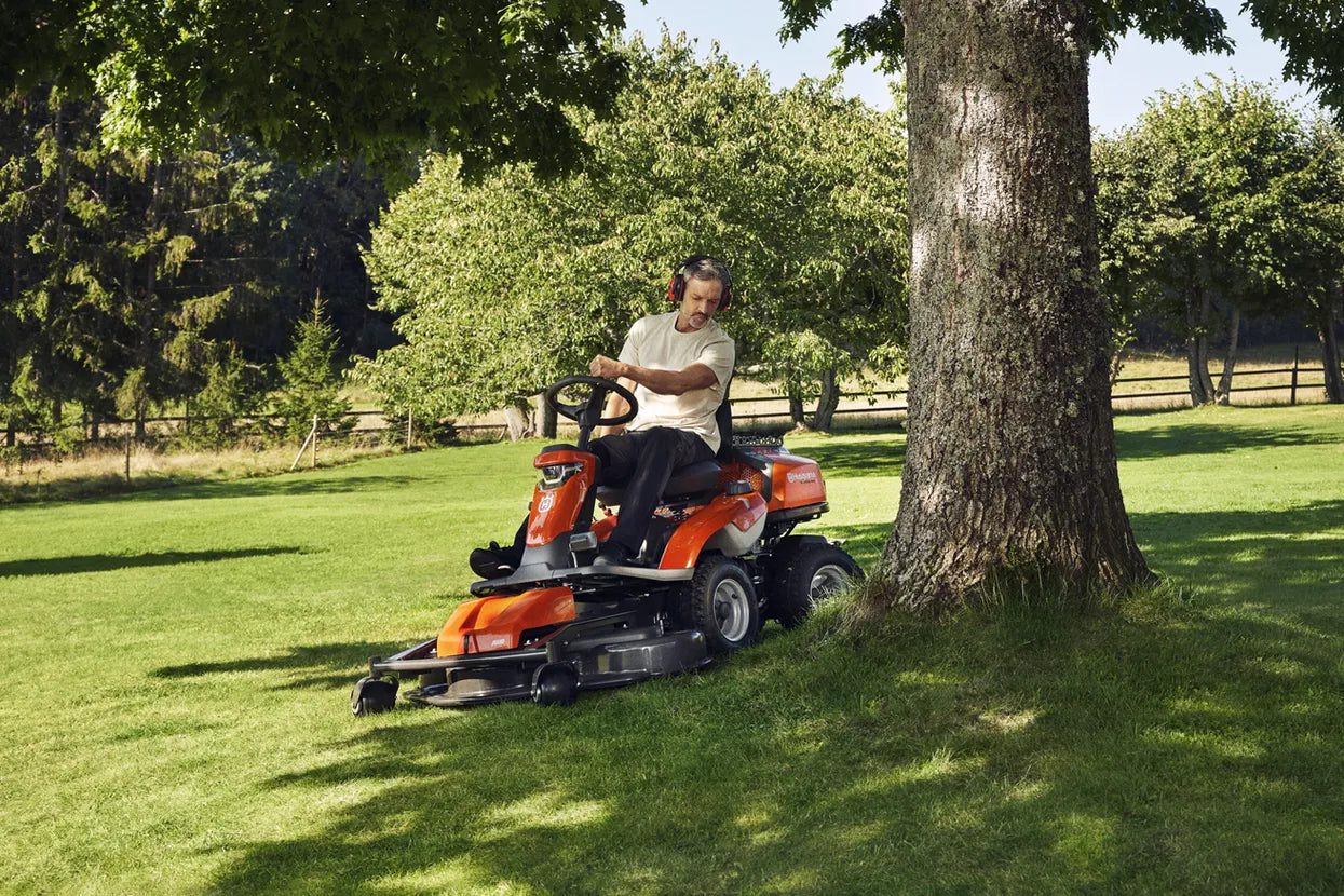 Husqvarna R316TsXAWD Ride-On Front Mower