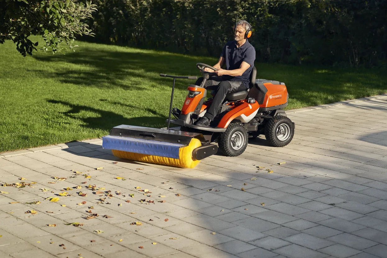 Husqvarna R316TsXAWD Ride-On Front Mower