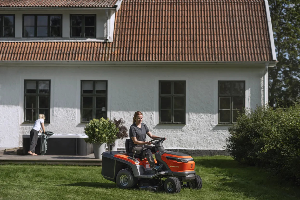 Husqvarna Battery Powered TC 100i