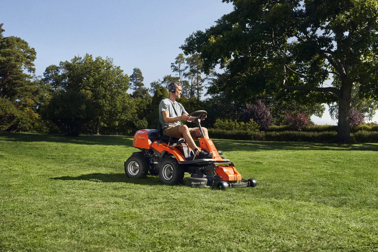 Husqvarna R214TC Ride-On Front Mowers