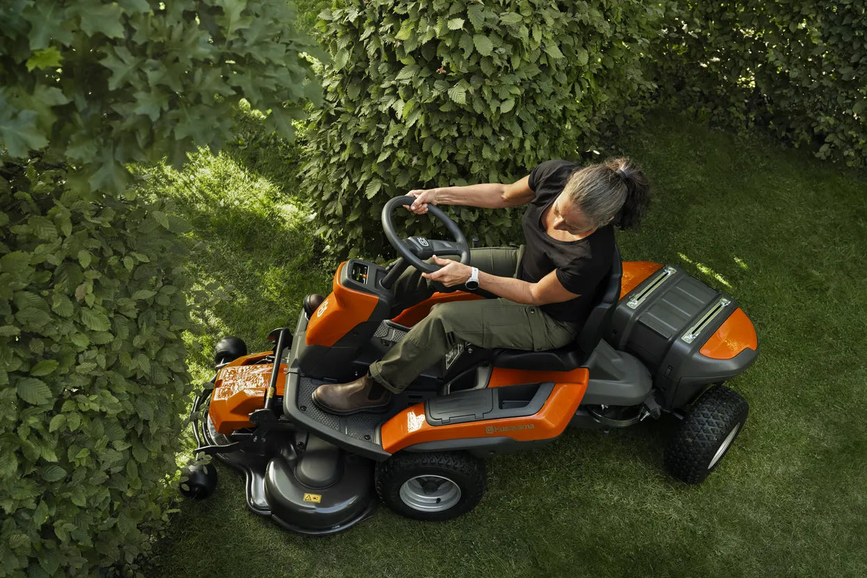 Husqvarna R 200iX AWD Ride-On Front Mowers